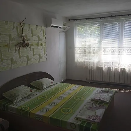 Apartament Къща За Гости Primorsko